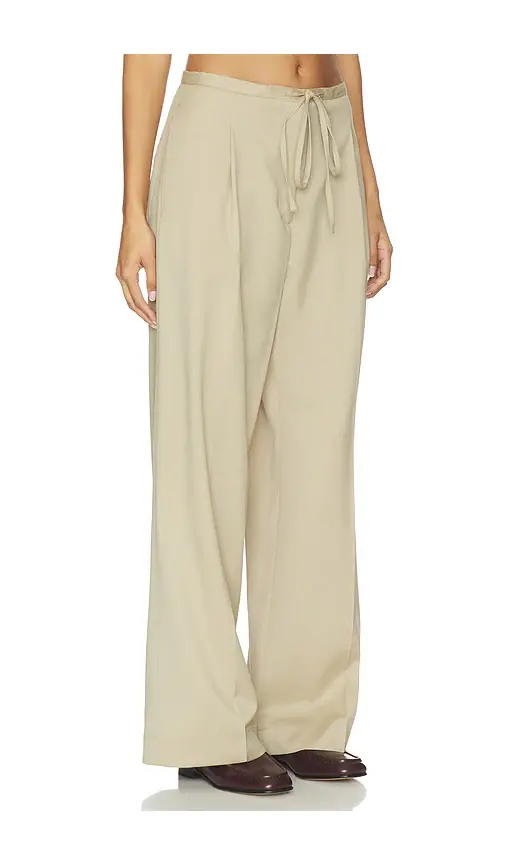 RÓHE Relaxed Drawstring Trousers | Thumbnail 2
