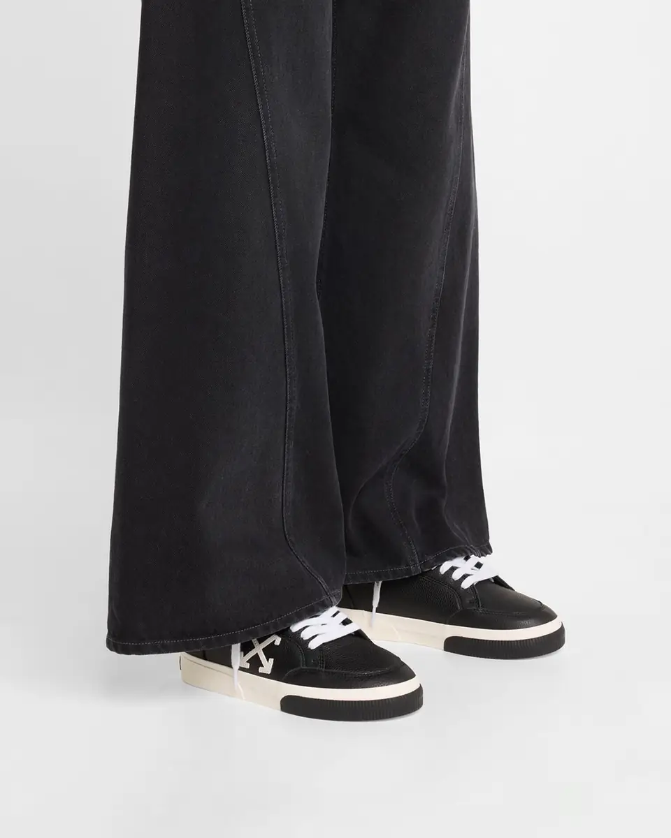 Off-White Vulcanized Leather Low-Top Sneakers | Thumbnail 2 Off-White Vulcanized Leather Low-Top Sneakers | Thumbnail 2