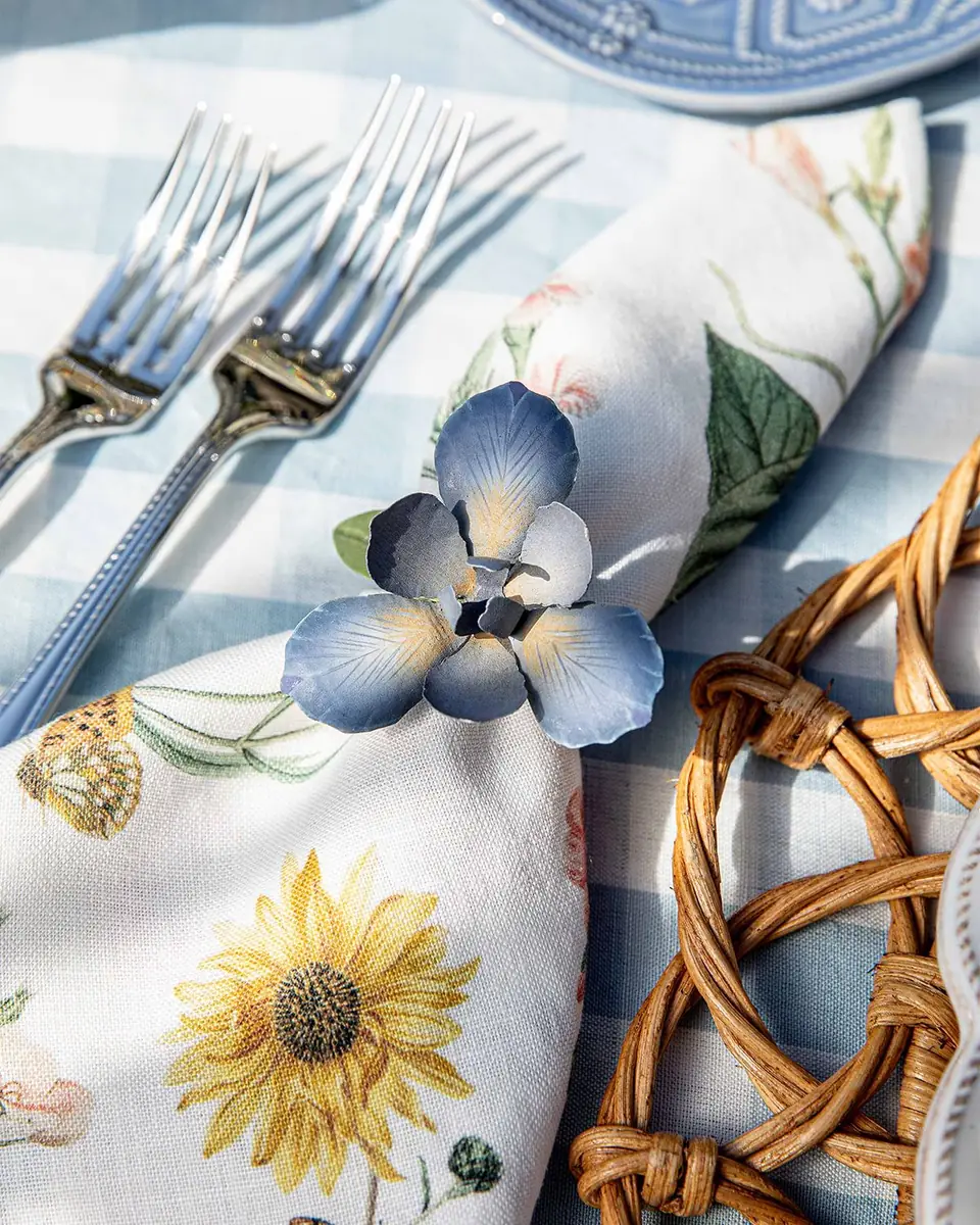 Juliska Meadow Walk Iris Napkin Rings, Set of 4 | Thumbnail 4