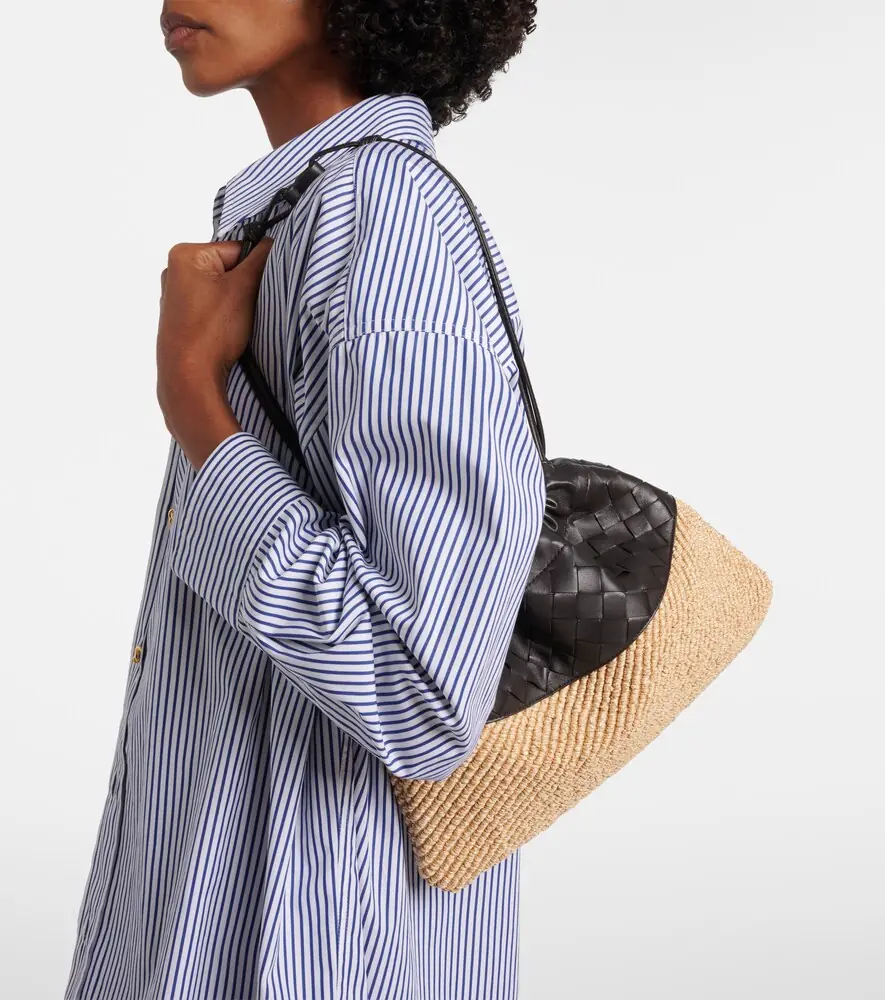 Bottega Veneta Dustbag Small raffia and leather pouch | Thumbnail 7