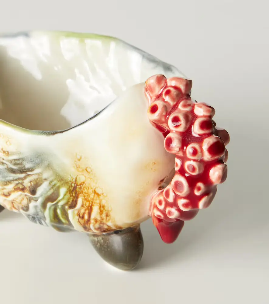 Bordallo Pinheiro Oyster earthenware jug | Thumbnail 2