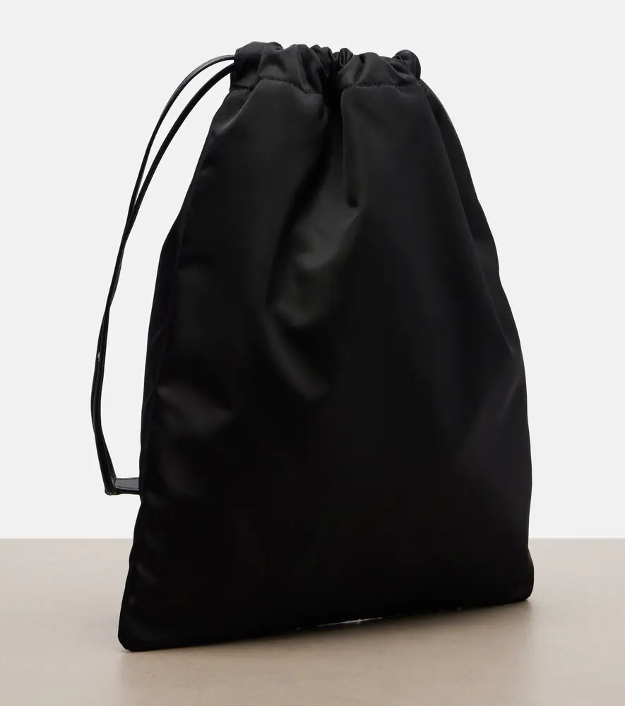 Prada Wish Re-Nylon pouch | Thumbnail 4