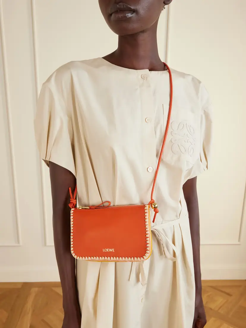 Loewe + Paula's Ibiza Rio Raffia-trimmed Leather Shoulder Bag | Thumbnail 2