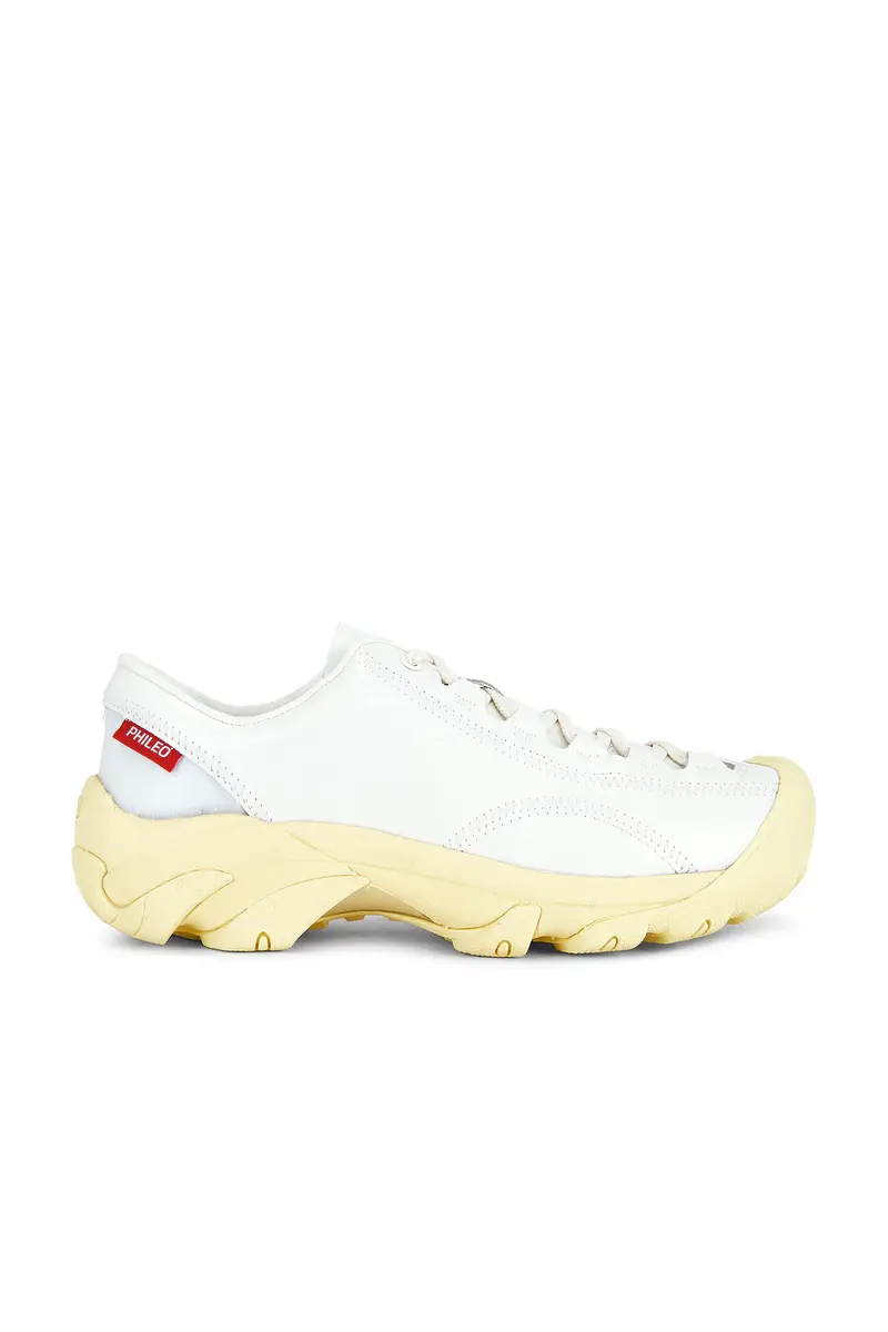 PHILEO x Keen Targhee Sneaker | Image 1 PHILEO x Keen Targhee Sneaker | Image 1