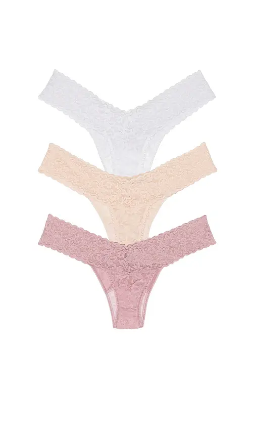 Hanky Panky Signature Lace Low Rise 3 Packs | Image 1 Hanky Panky Signature Lace Low Rise 3 Packs | Image 1