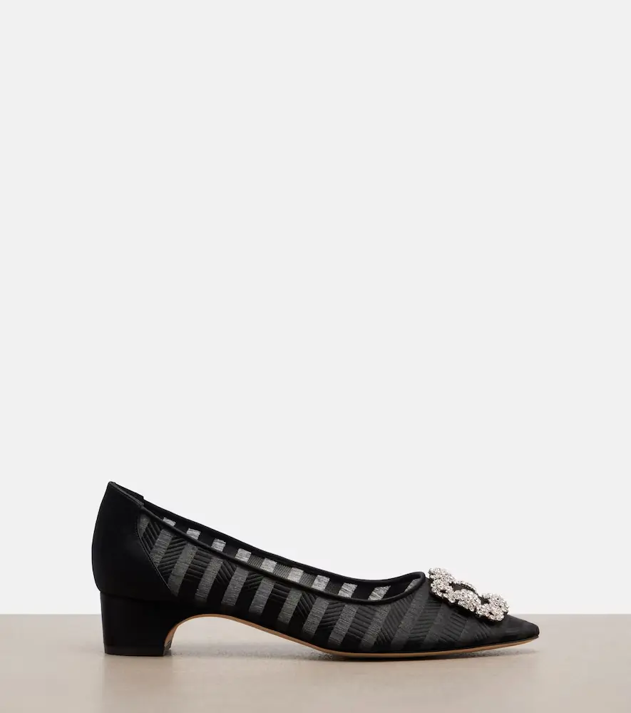 Manolo Blahnik Hangisi embellished pumps | Thumbnail 2