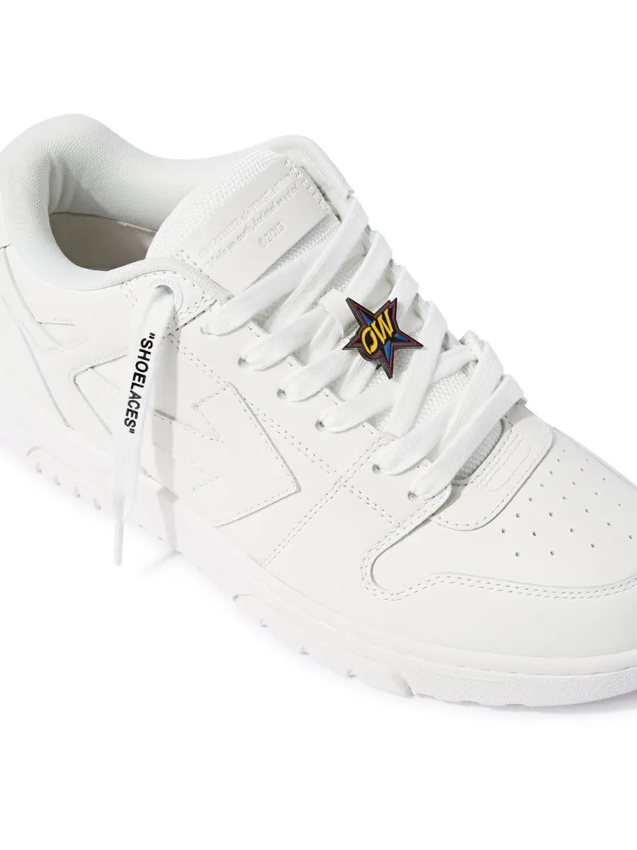 Off-White Yellow/Red Star Dubrae Charm | Thumbnail 2 Off-White Yellow/Red Star Dubrae Charm | Thumbnail 2