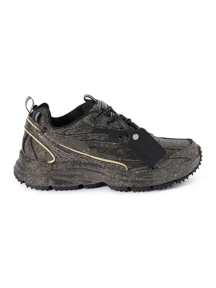 Be Right Back Sneakers Be Right Back Sneakers