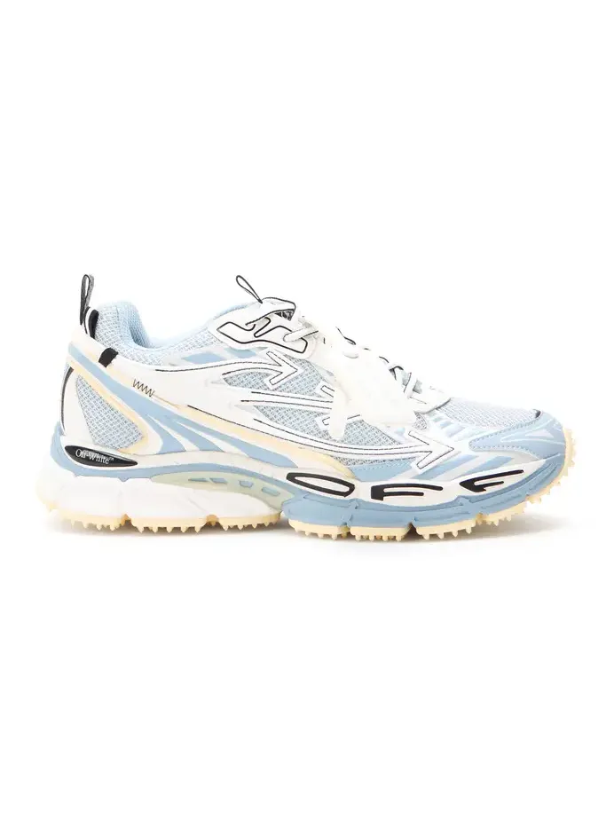 Be Right Back Sneakers Be Right Back Sneakers