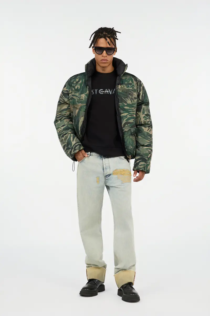 Roberto Cavalli Reversible Tiger Camu Print Puffer Jacket | Thumbnail 8 Roberto Cavalli Reversible Tiger Camu Print Puffer Jacket | Thumbnail 8