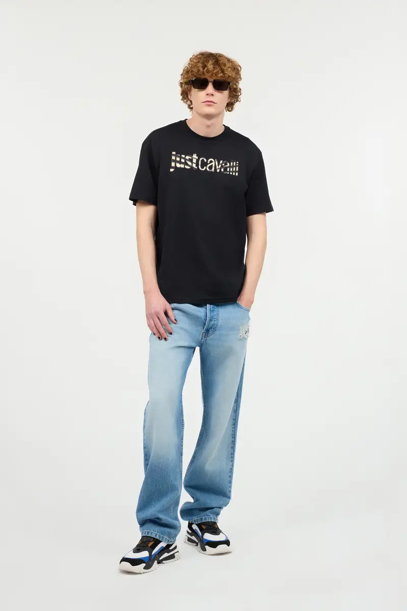 Roberto Cavalli Jeans With Destroyed-Effect Logo | Thumbnail 6 Roberto Cavalli Jeans With Destroyed-Effect Logo | Thumbnail 6