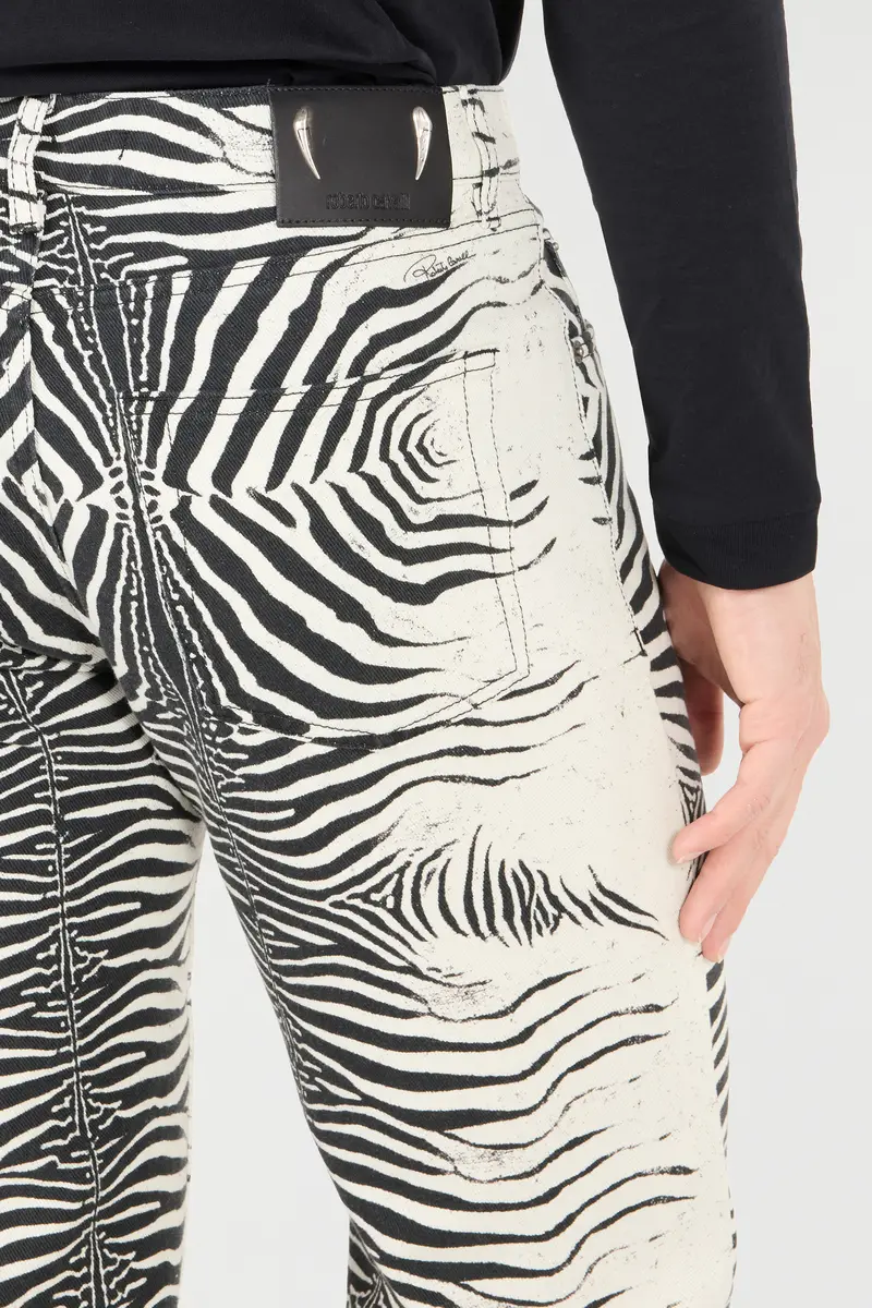 Roberto Cavalli Pants With White Tigress Print | Thumbnail 5