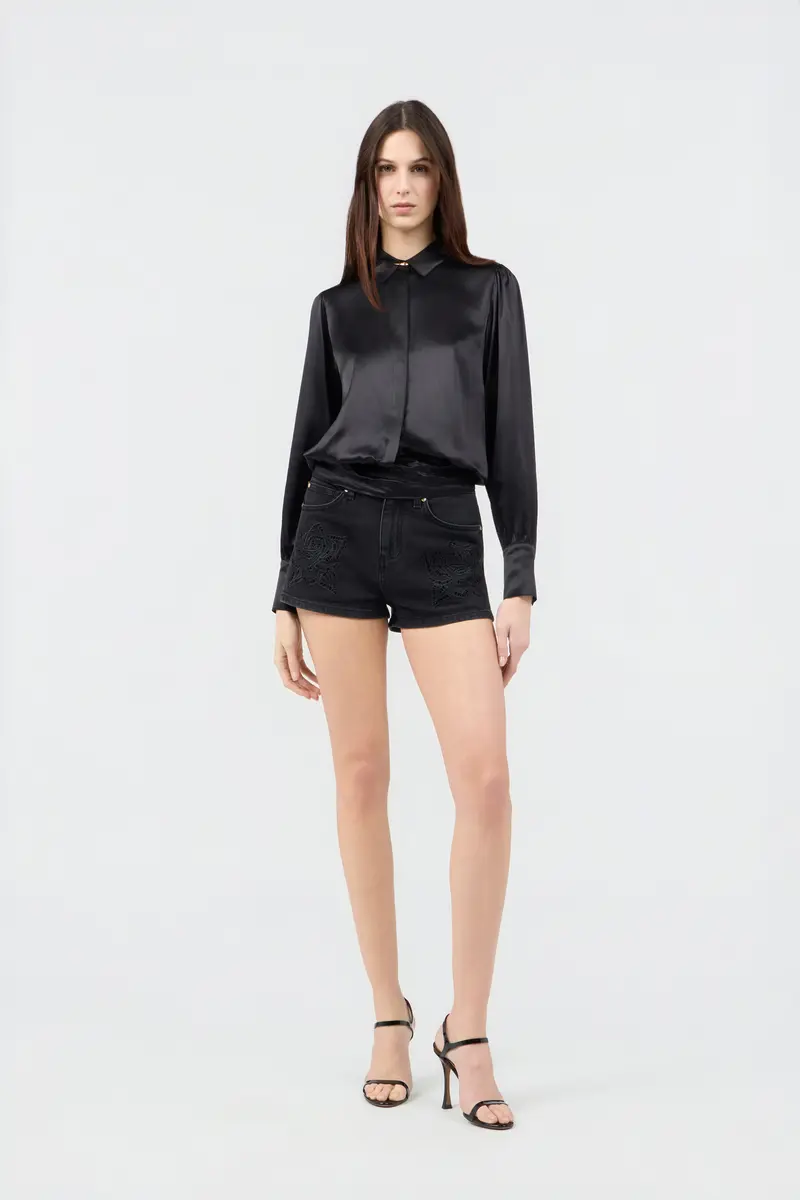Roberto Cavalli Jeans Shorts Black With Rose Embroidery | Thumbnail 6 Roberto Cavalli Jeans Shorts Black With Rose Embroidery | Thumbnail 6
