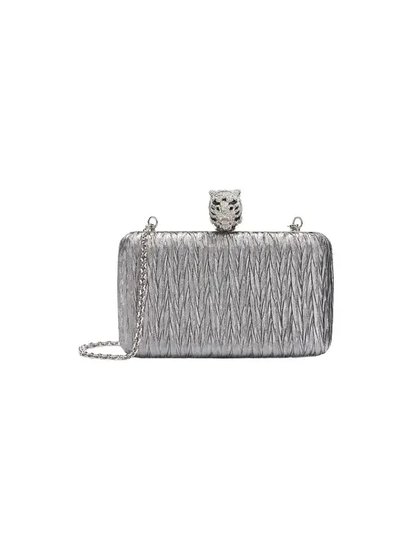 Clutch with tiger fastening Clutch with tiger fastening