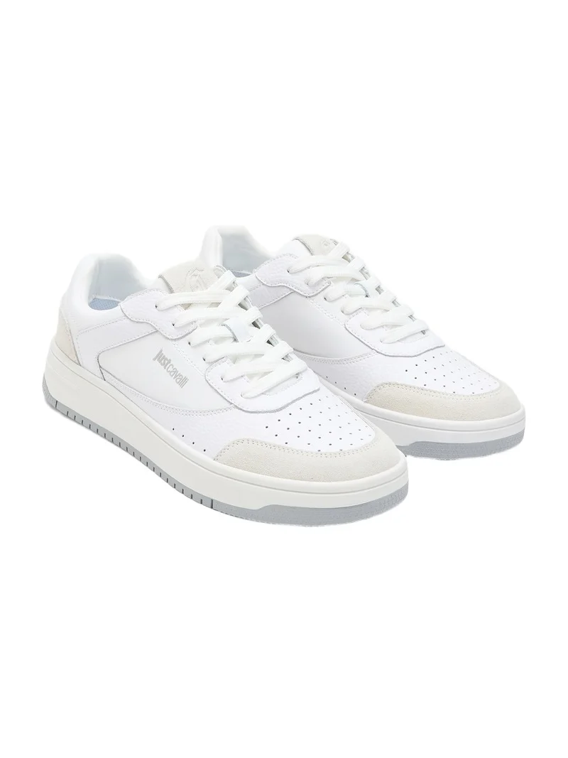 White Sneaker White Sneaker