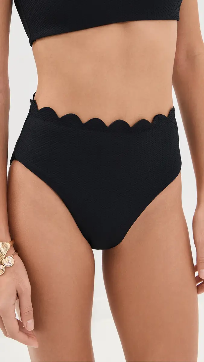 BEACH RIOT Nessa Bottoms | Thumbnail 2