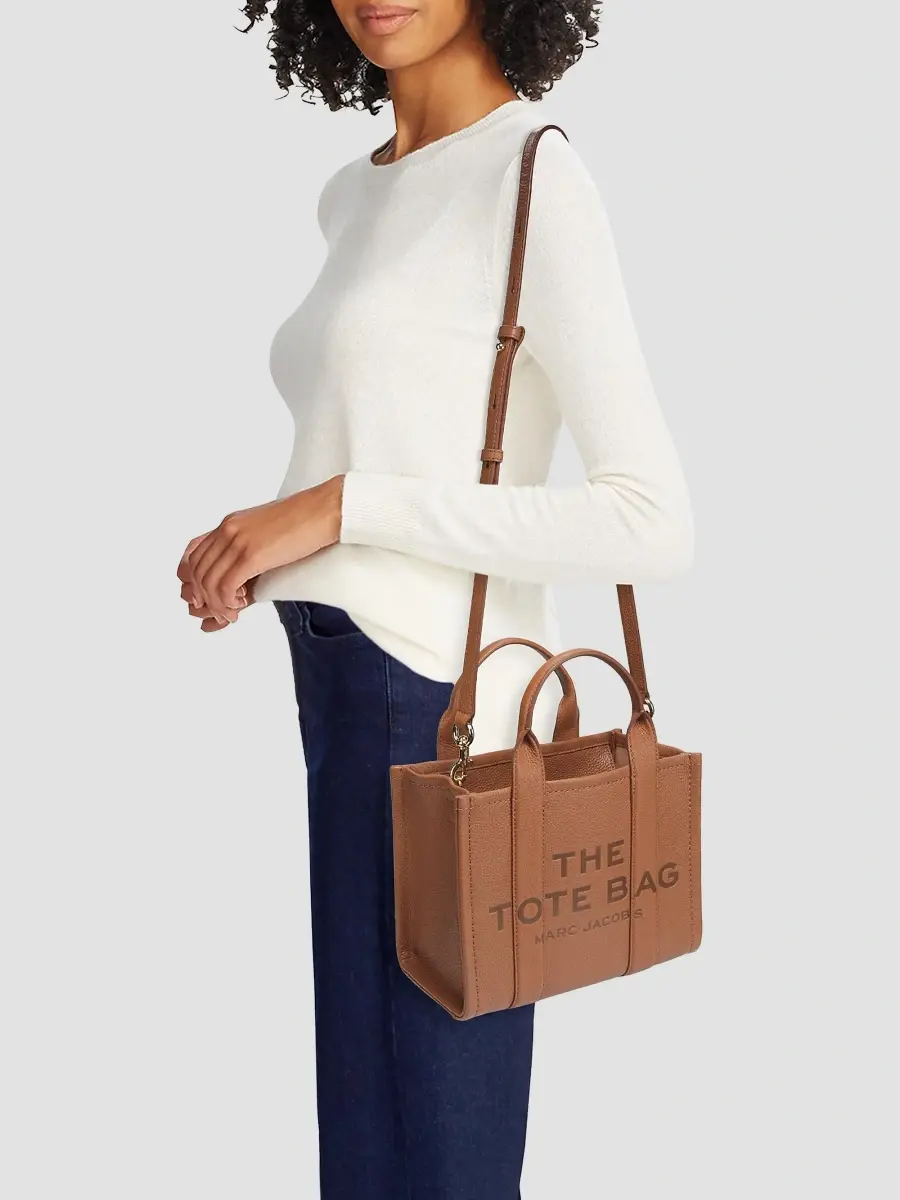 Marc Jacobs Women's The Leather Small Tote Bag | Thumbnail 2 Marc Jacobs Women's The Leather Small Tote Bag | Thumbnail 2
