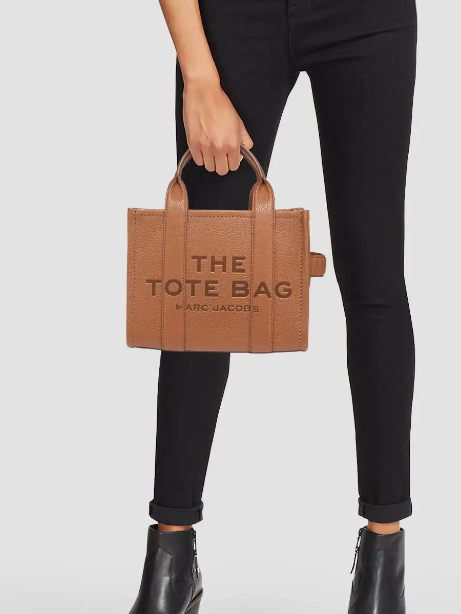 Marc Jacobs Women's The Leather Small Tote Bag | Thumbnail 3 Marc Jacobs Women's The Leather Small Tote Bag | Thumbnail 3