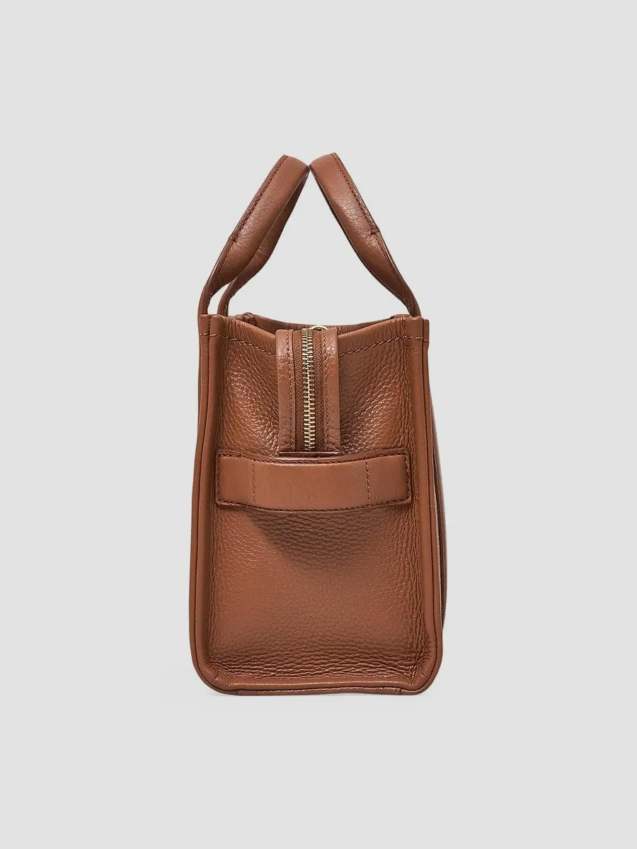 Marc Jacobs Women's The Leather Small Tote Bag | Thumbnail 7 Marc Jacobs Women's The Leather Small Tote Bag | Thumbnail 7