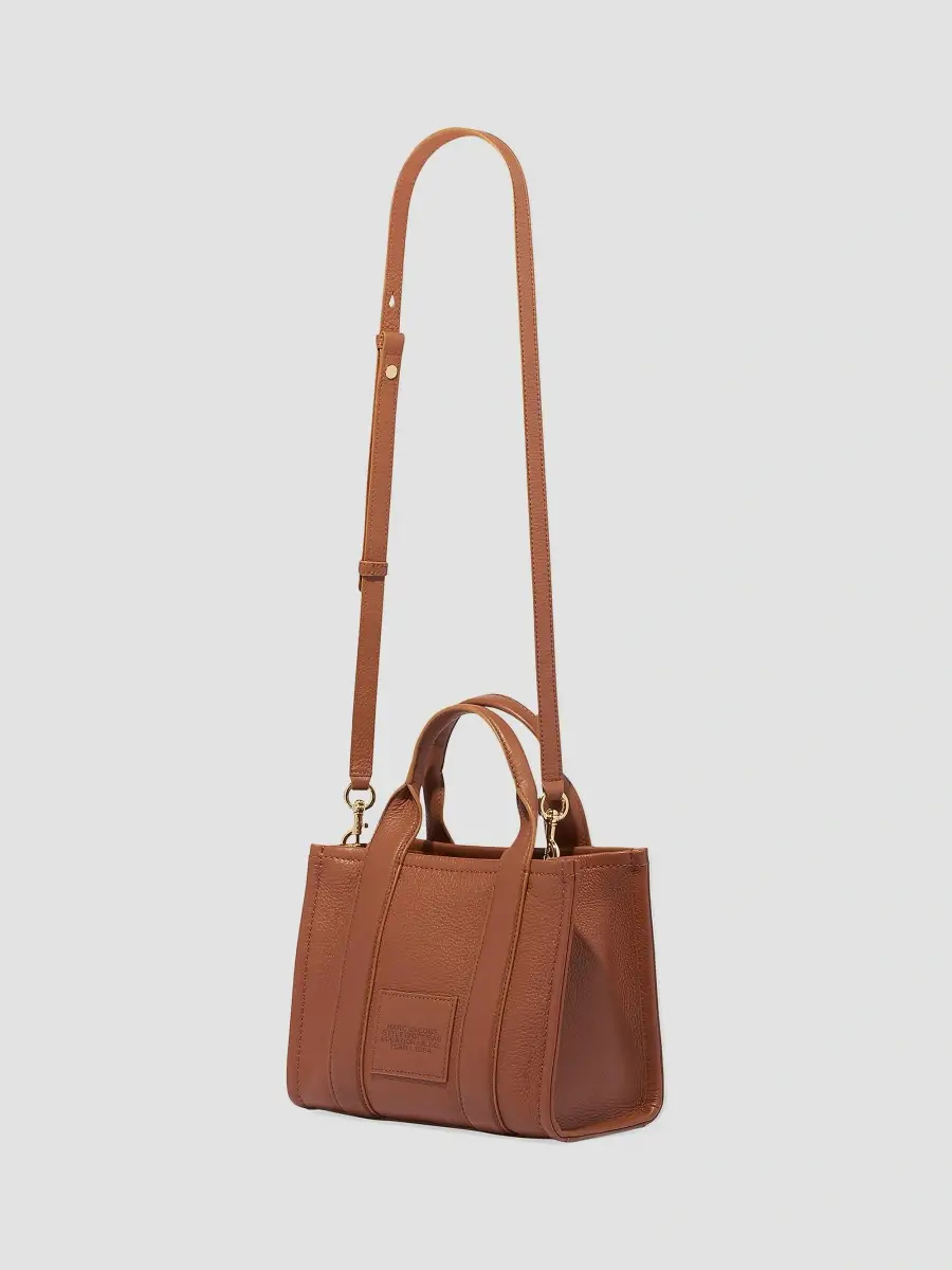 Marc Jacobs Women's The Leather Small Tote Bag | Thumbnail 8 Marc Jacobs Women's The Leather Small Tote Bag | Thumbnail 8