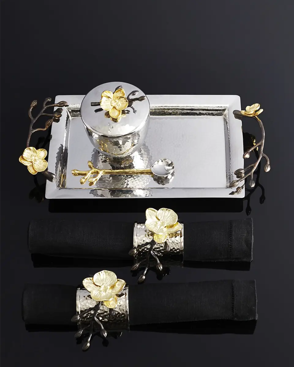 Michael Aram Four Gold Orchid Napkin Rings | Thumbnail 2 Michael Aram Four Gold Orchid Napkin Rings | Thumbnail 2