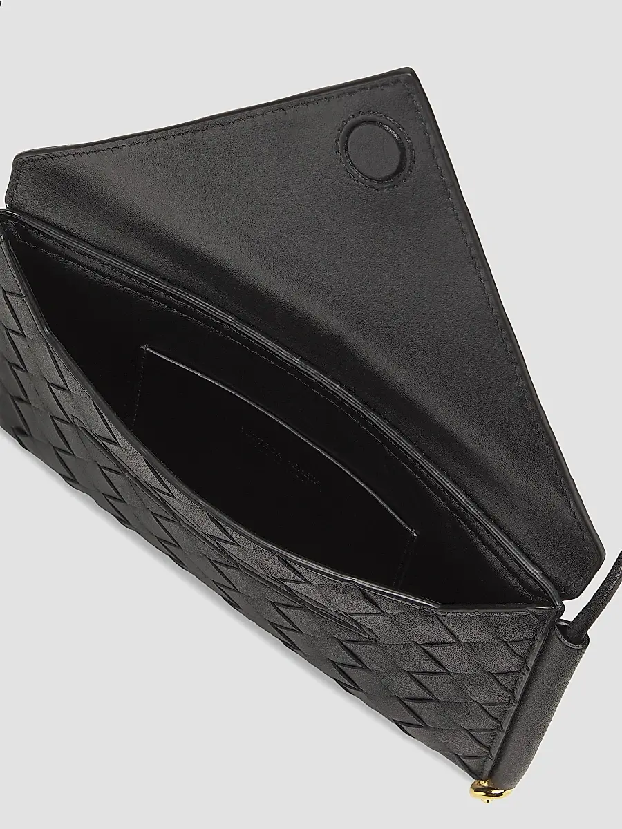 Bottega Veneta Women's Intrecciato Leather Envelope Wallet-On-Chain Bag | Thumbnail 4 Bottega Veneta Women's Intrecciato Leather Envelope Wallet-On-Chain Bag | Thumbnail 4