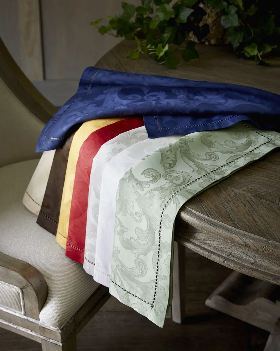 Sferra Acanthus Jacquard Tablecloth 70" X 90" | Thumbnail 2 Sferra Acanthus Jacquard Tablecloth 70" X 90" | Thumbnail 2