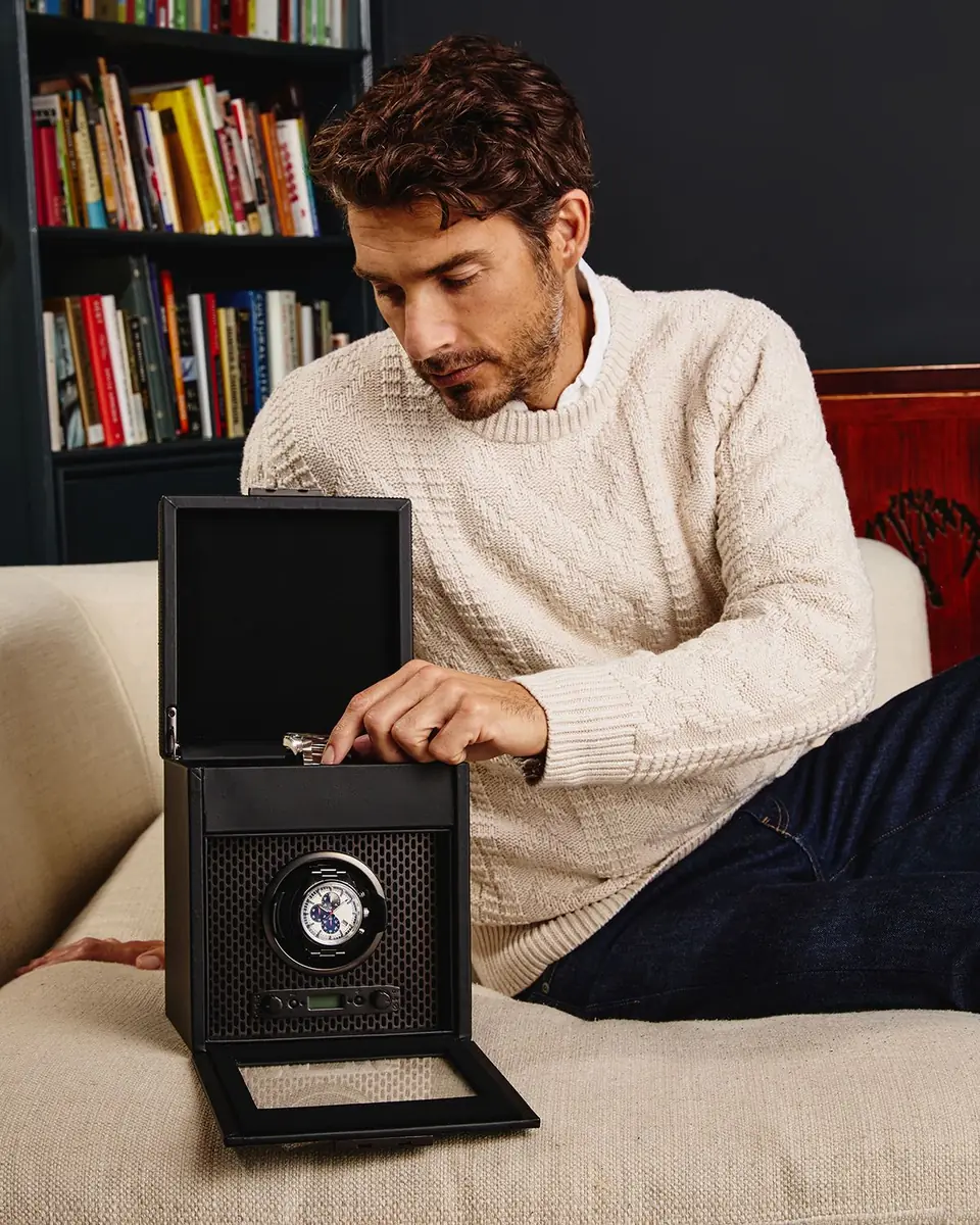Wolf Axis Single Watch Winder with Storage | Thumbnail 7 Wolf Axis Single Watch Winder with Storage | Thumbnail 7