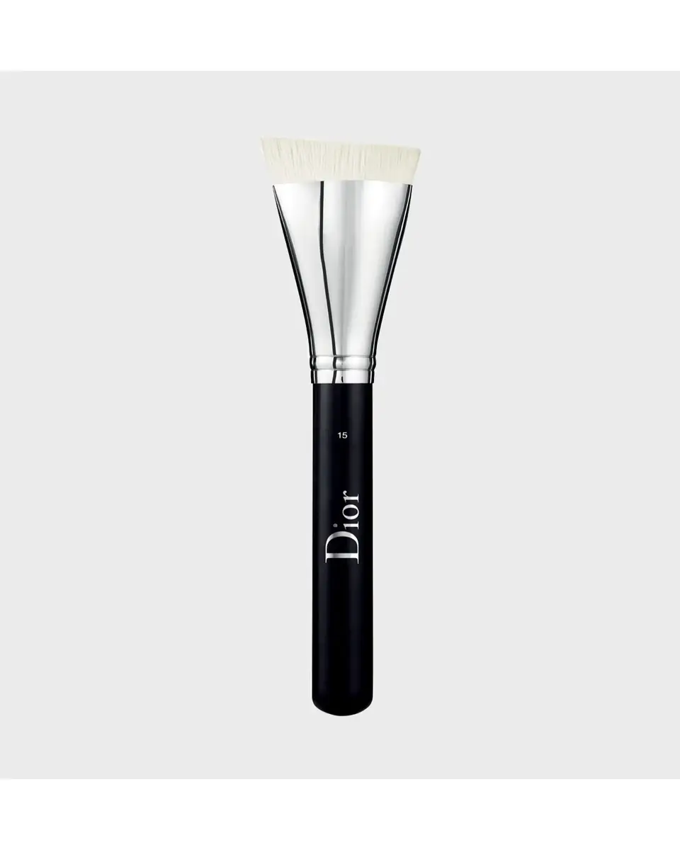 Dior Backstage Contouring Brush | Thumbnail 2