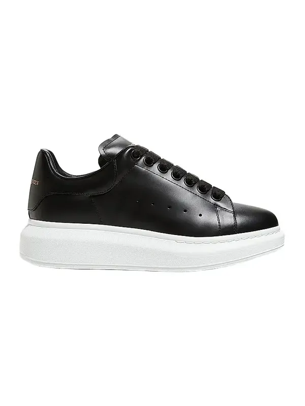 Women's Women's's Oversized Embossed Logo Leather Sneakers