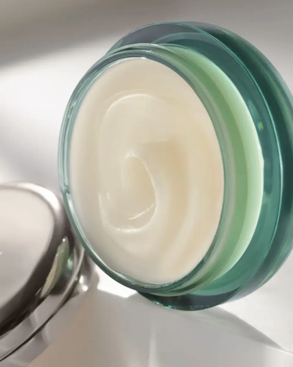 La Mer The Lip Balm | Thumbnail 3 La Mer The Lip Balm | Thumbnail 3