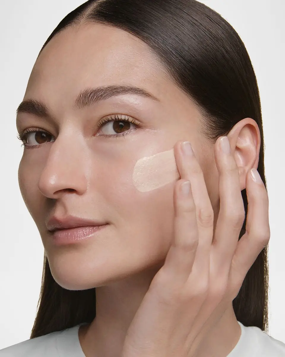 CLÉ DE PEAU BEAUTÉ 1.4 oz. Correcting Cream Veil SPF 21 | Thumbnail 6