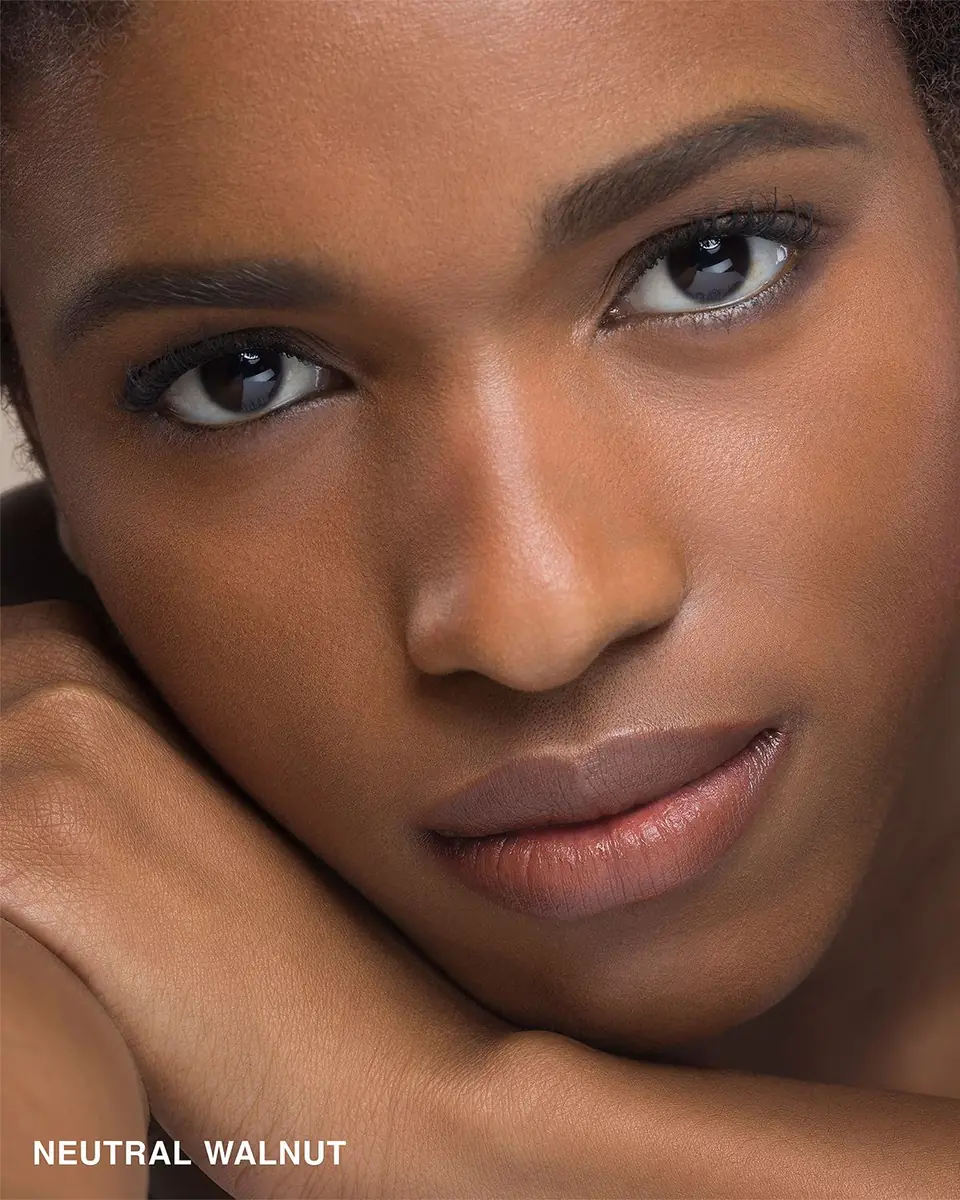 BOBBI BROWN Skin Foundation Stick | Thumbnail 3 BOBBI BROWN Skin Foundation Stick | Thumbnail 3