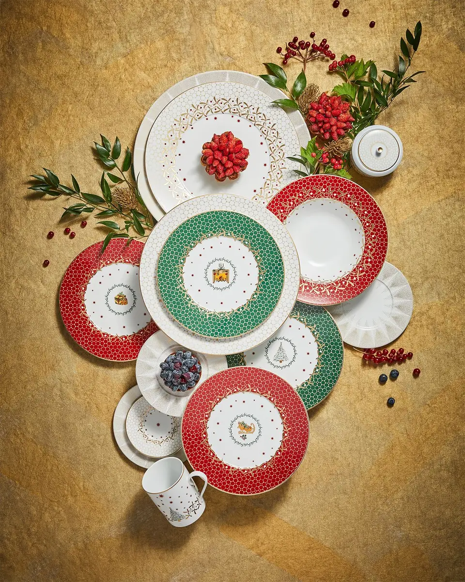 Bernardaud Noel Saucer | Thumbnail 3