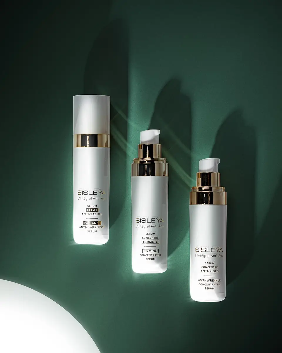 Sisley-Paris Sisleya L 'Integral Anti-Age Radiance Anti-Dark Spot Serum | Thumbnail 8