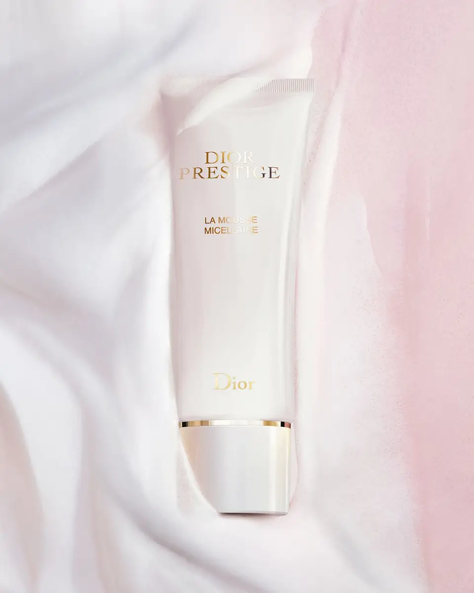 Dior Prestige Micellar La Mousse Face Cleanser, 4.2 oz | Thumbnail 3