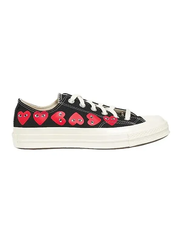 Women's CdG PLAY x Converse Women's's Chuck Taylor All Star Heart Low-Top Sneakers Women's CdG PLAY x Converse Women's's Chuck Taylor All Star Heart Low-Top Sneakers