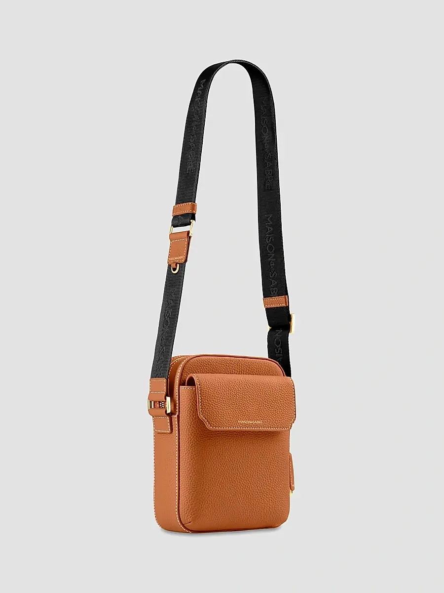 MAISON de SABRÉ Unisex Small Leather Messenger Bag | Thumbnail 6 MAISON de SABRÉ Unisex Small Leather Messenger Bag | Thumbnail 6
