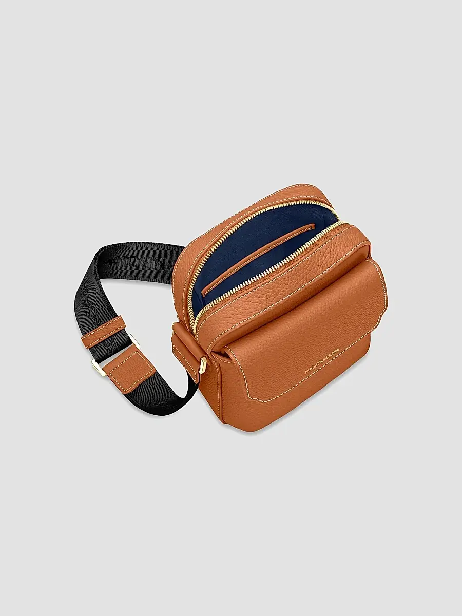 MAISON de SABRÉ Unisex Small Leather Messenger Bag | Thumbnail 8 MAISON de SABRÉ Unisex Small Leather Messenger Bag | Thumbnail 8