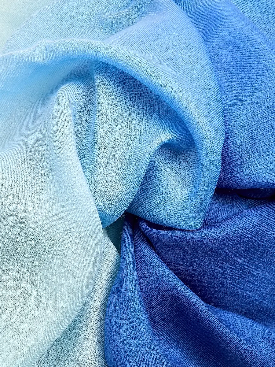 Sofia Cashmere Women's Ombré CashmereScarf | Thumbnail 4