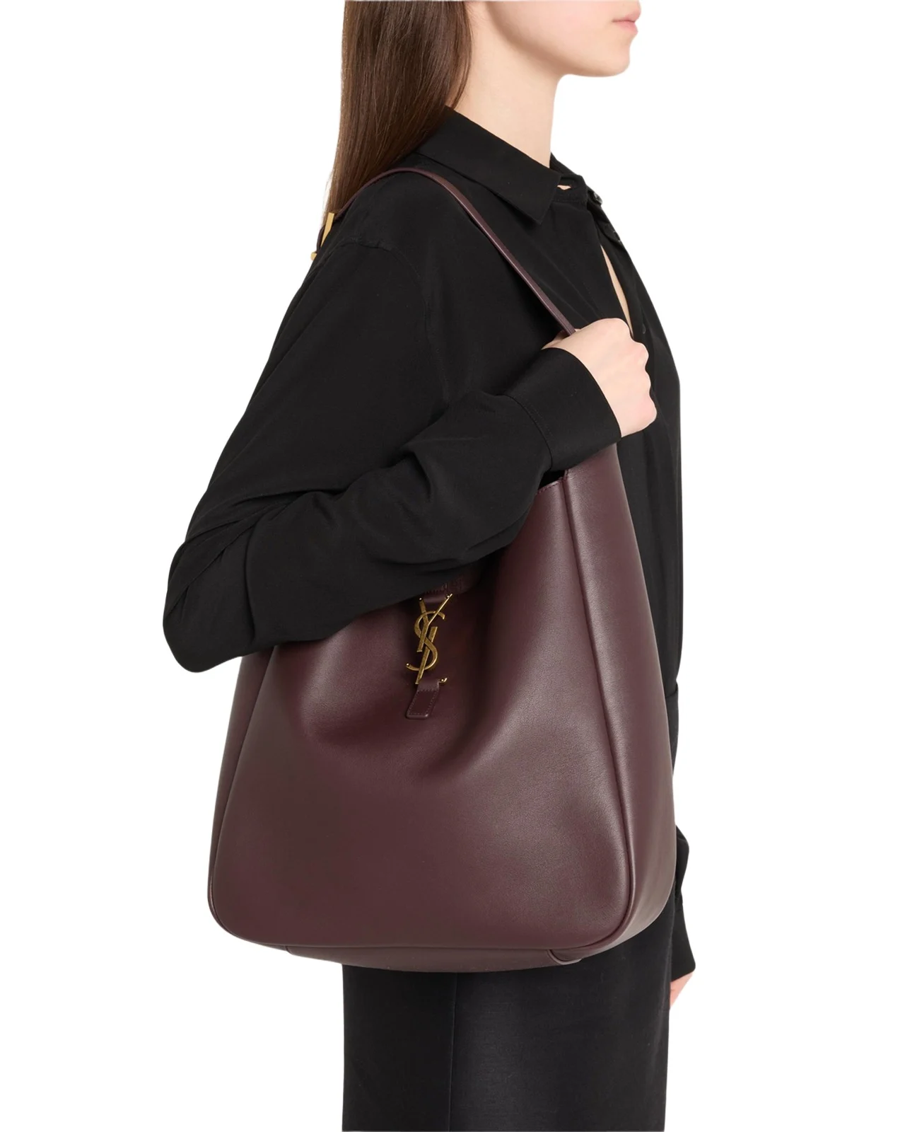 Le 5 A 7 Large Shoulder Bucket Bag in Smooth Leather Le 5 A 7 Large Shoulder Bucket Bag in Smooth Leather