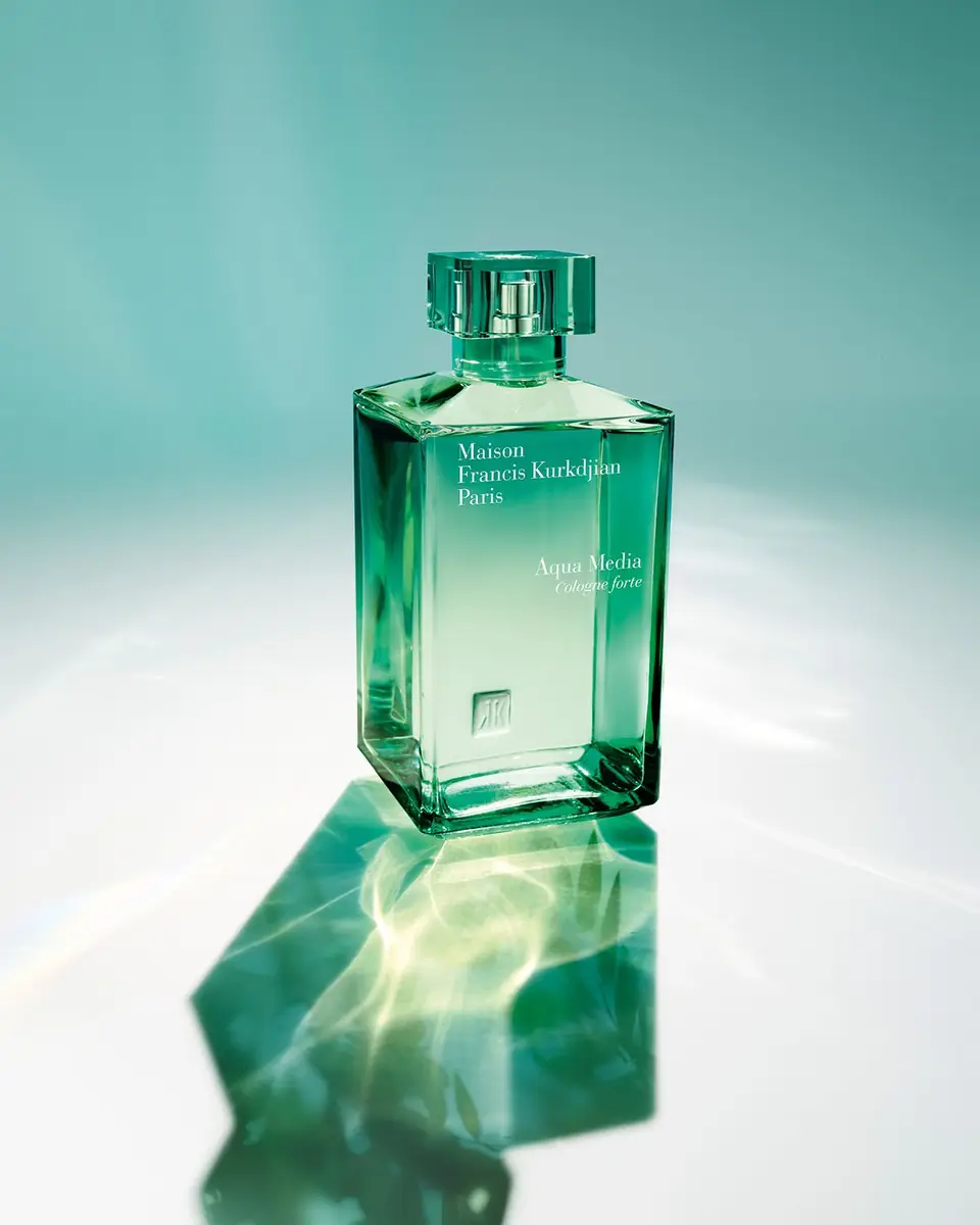 Maison Francis Kurkdjian Aqua Media Cologne Forte Eau de Parfum | Thumbnail 4 Maison Francis Kurkdjian Aqua Media Cologne Forte Eau de Parfum | Thumbnail 4