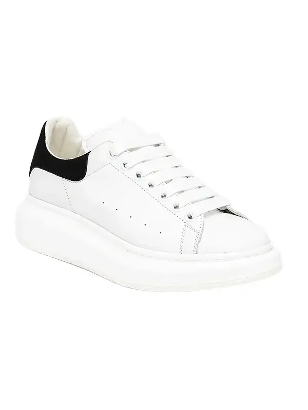 Women's Women's's Oversized Embossed Logo Colorblocked Suede Sneakers