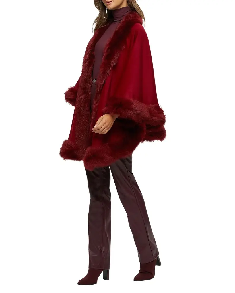 Gorski Cashmere Capelet with Lamb Shearling Trim | Image 1 Gorski Cashmere Capelet with Lamb Shearling Trim | Image 1