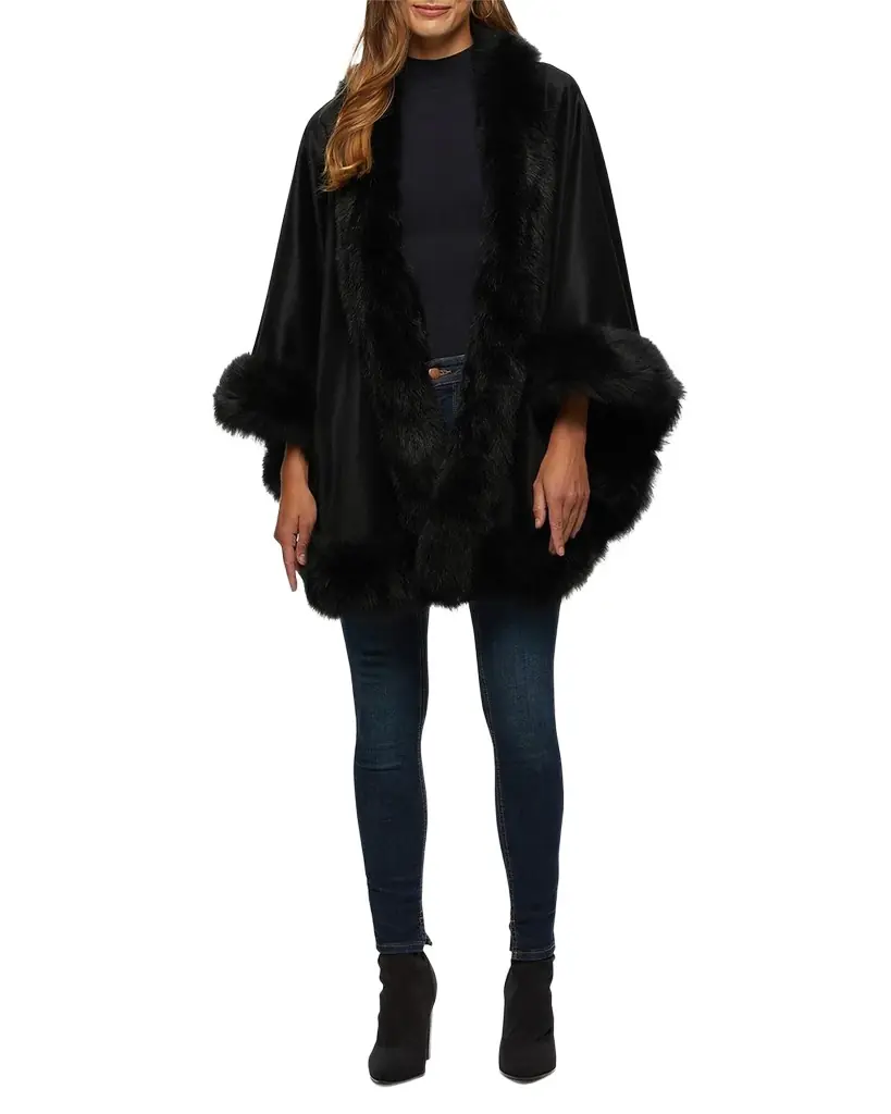 Gorski Cashmere Capelet with Lamb Shearling Trim | Image 1 Gorski Cashmere Capelet with Lamb Shearling Trim | Image 1