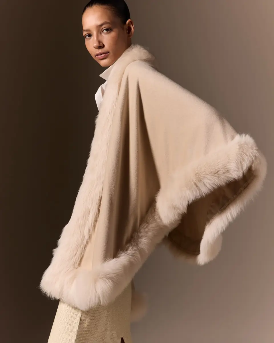 Gorski Cashmere Capelet with Lamb Shearling Trim | Thumbnail 4 Gorski Cashmere Capelet with Lamb Shearling Trim | Thumbnail 4