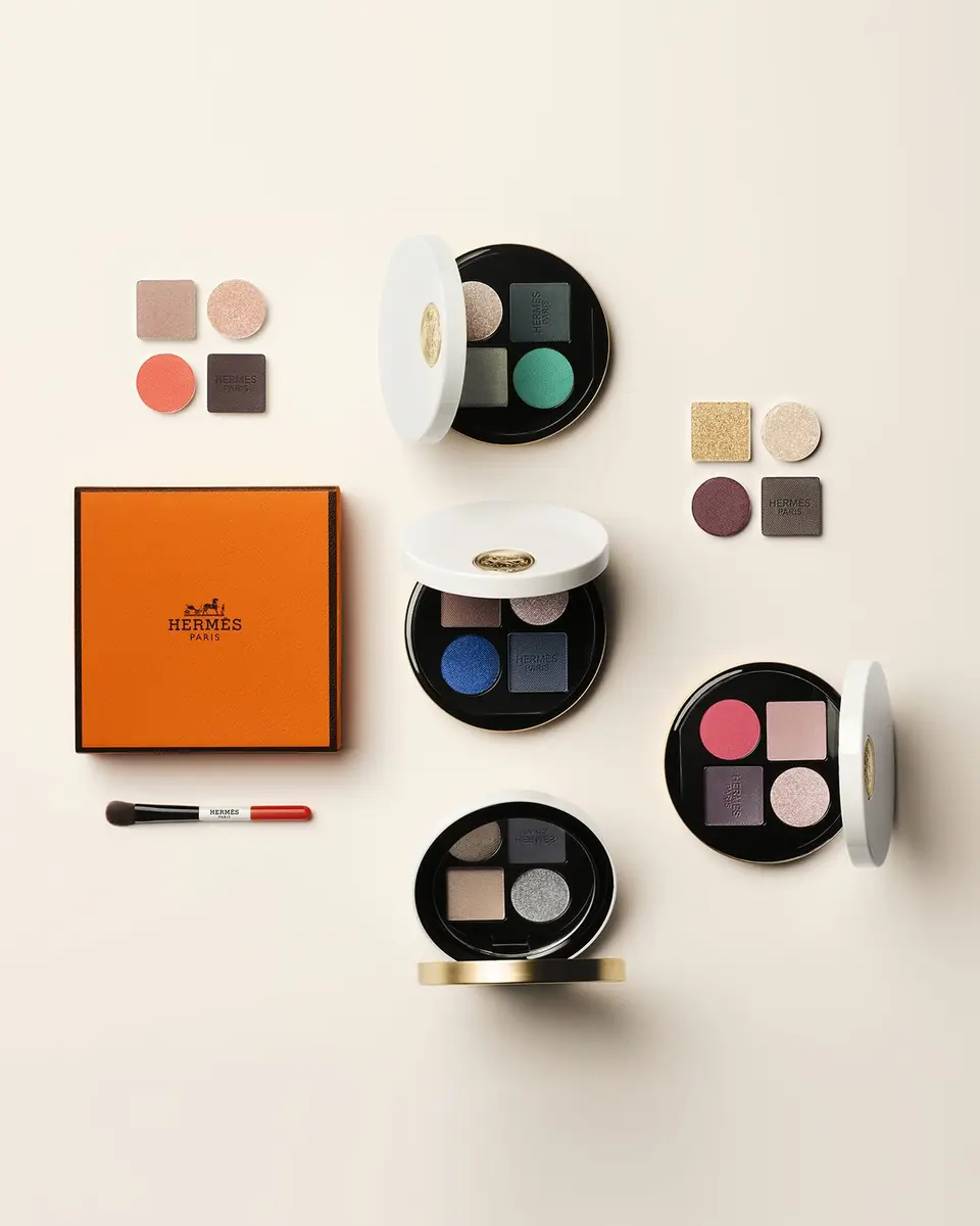 HERMÈS Ombres d 'Hermes Eyeshadow Quartet | Thumbnail 4 HERMÈS Ombres d 'Hermes Eyeshadow Quartet | Thumbnail 4