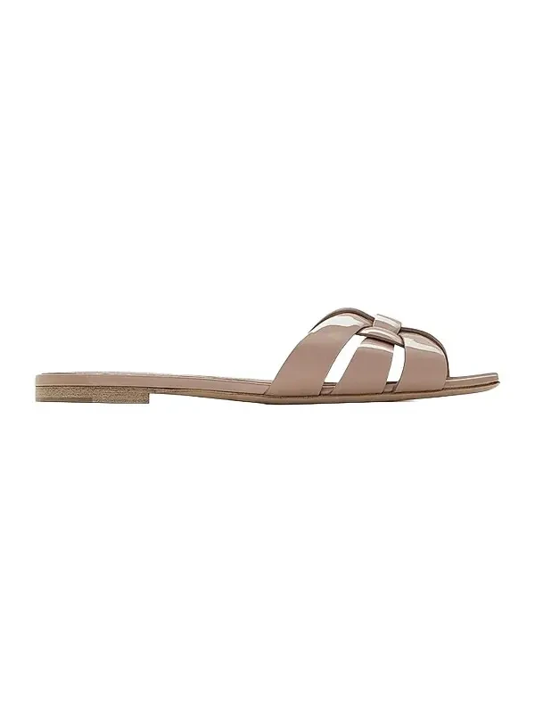 Women's Tribute Flat Mules in Patent Leather - Beige Women's Tribute Flat Mules in Patent Leather - Beige