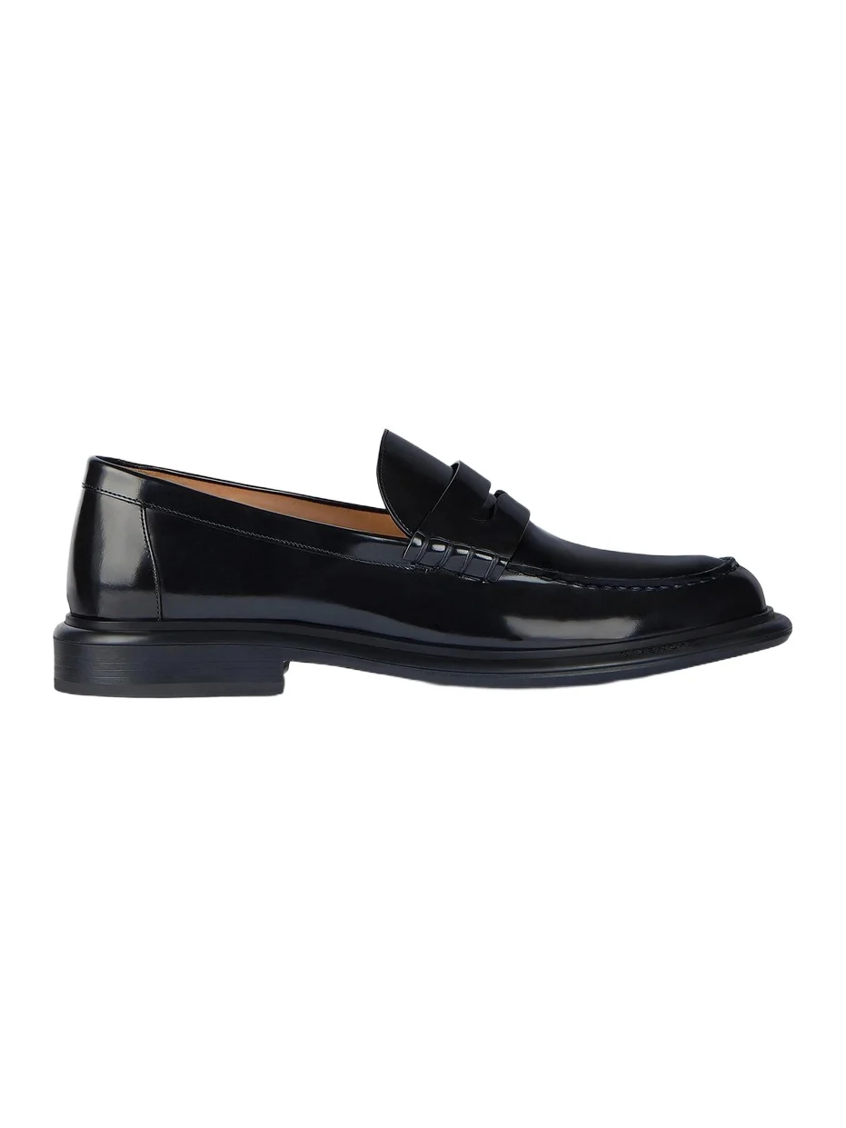 Givenchy Men's Gent Loafers in Brushed Leather - Black