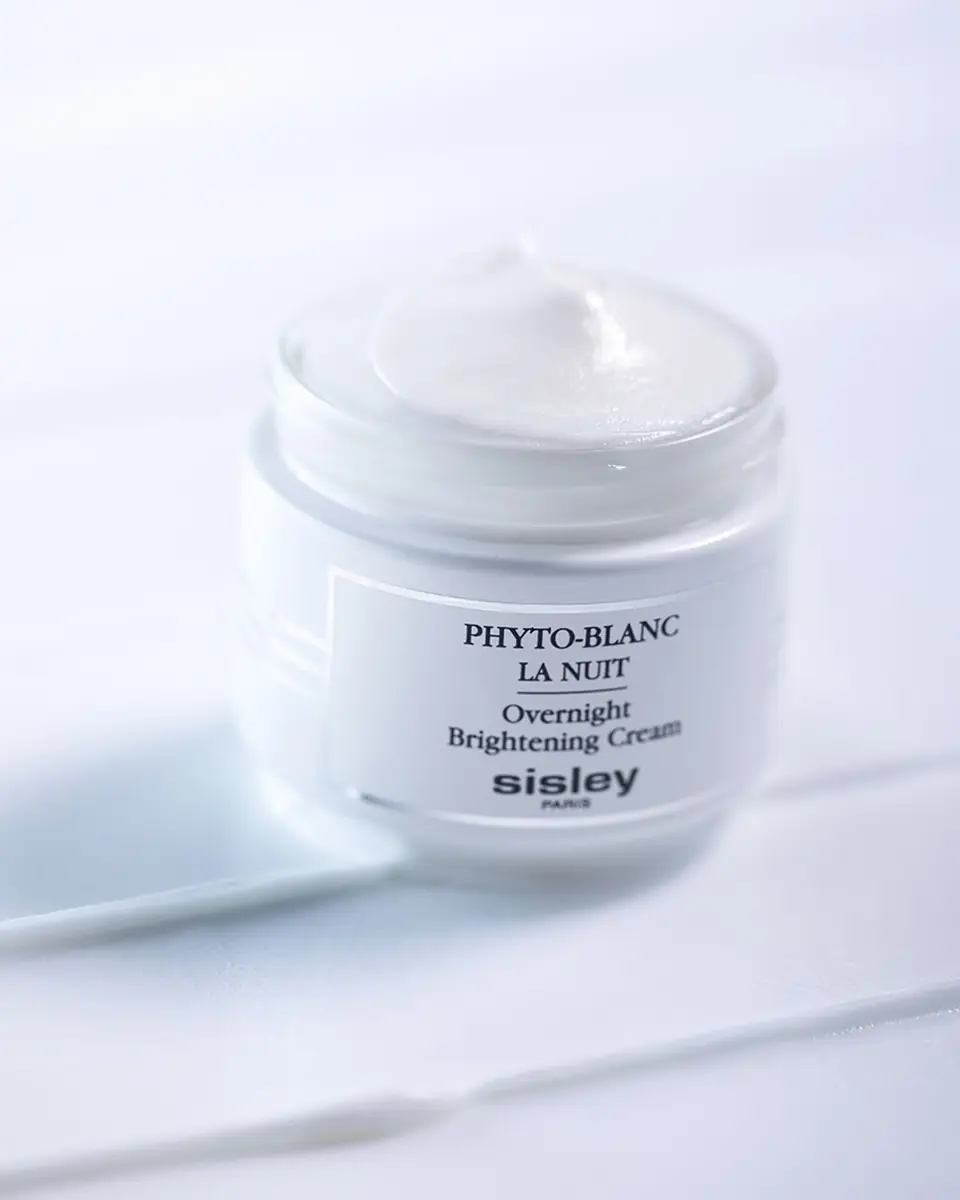 Sisley-Paris Phyto-Blanc Overnight Brightening Cream | Thumbnail 4 Sisley-Paris Phyto-Blanc Overnight Brightening Cream | Thumbnail 4